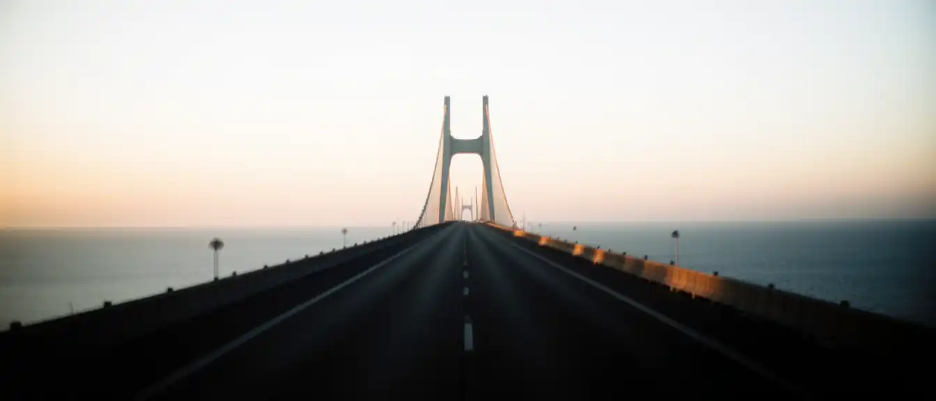 Свободный путь: Крымский мост снова открыт для автомобилистов