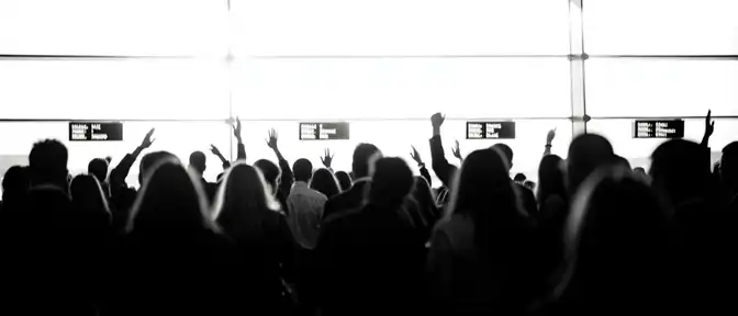 Конец эпохи табличек: в аэропорту Антальи меняют систему встречи туристов