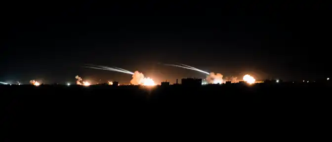 Ночная атака на Абадан: США начали массированный ракетный обстрел иранских территорий